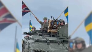 bruce-dickinson-carro-combate-sweden-rock